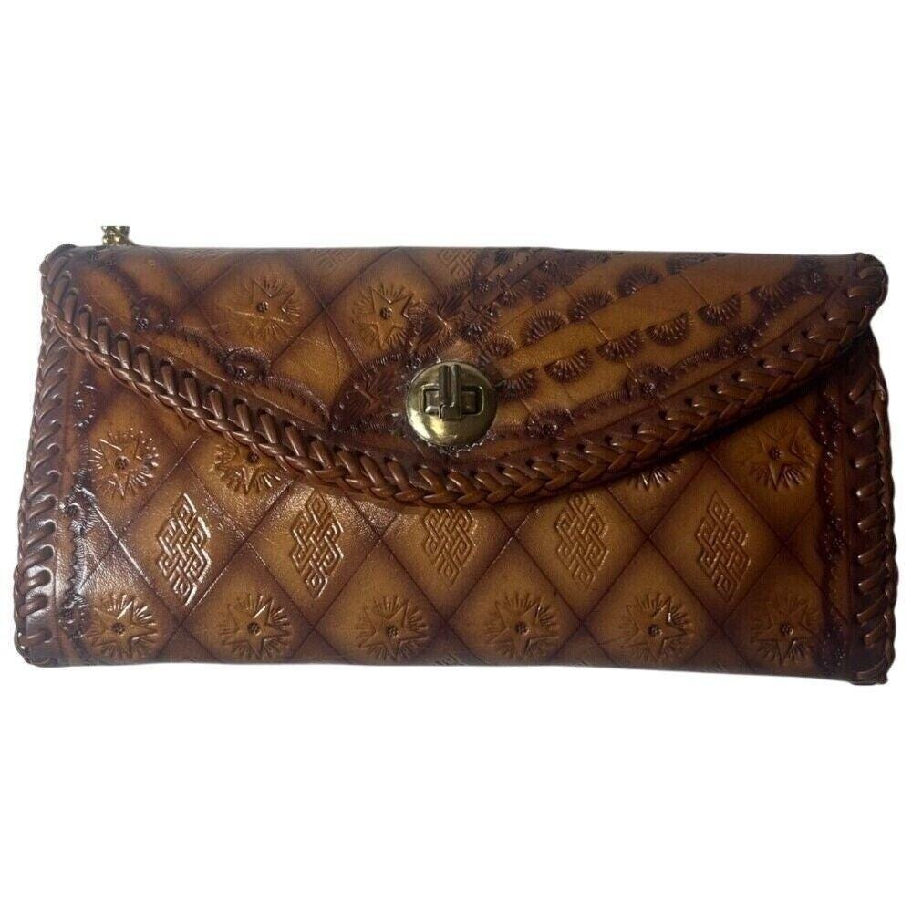 VTG Embossed Tooled Leather Wallet Turn Key & Suede Interior Pockets Western